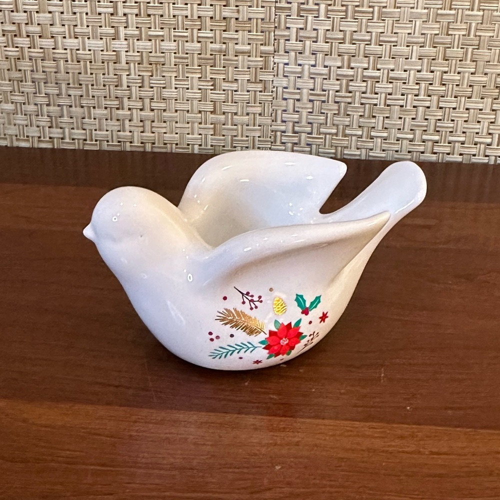 🎄🌟HP🌟Yankee Candle White Ceramic Peace Dove Poinsettia Tea Light Holder - Picture 4 of 9